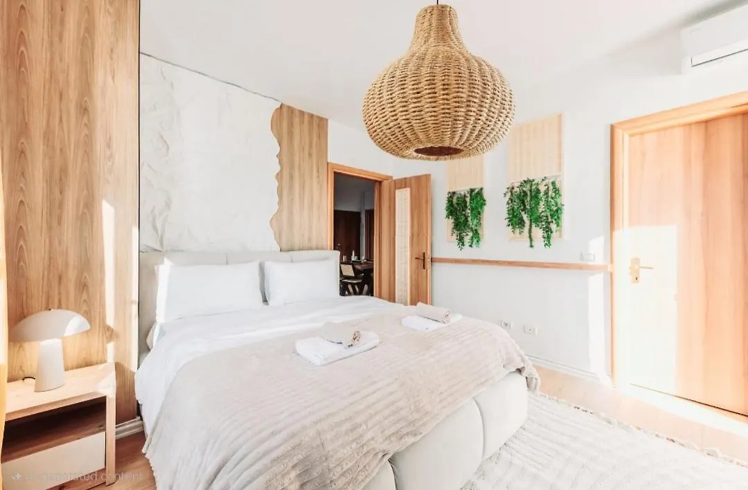 דורס Premium Beachfront Residences דירה