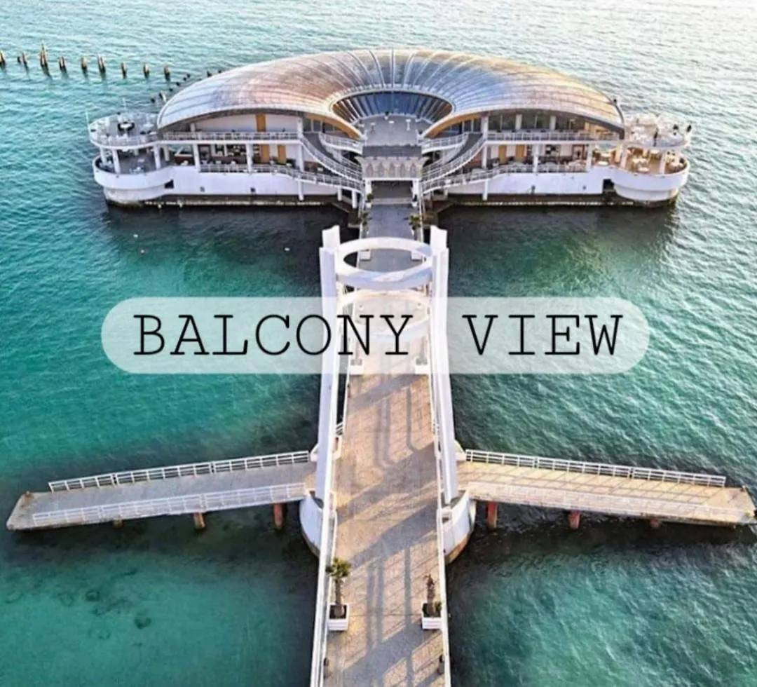 דורס Premium Beachfront Residences 0*,